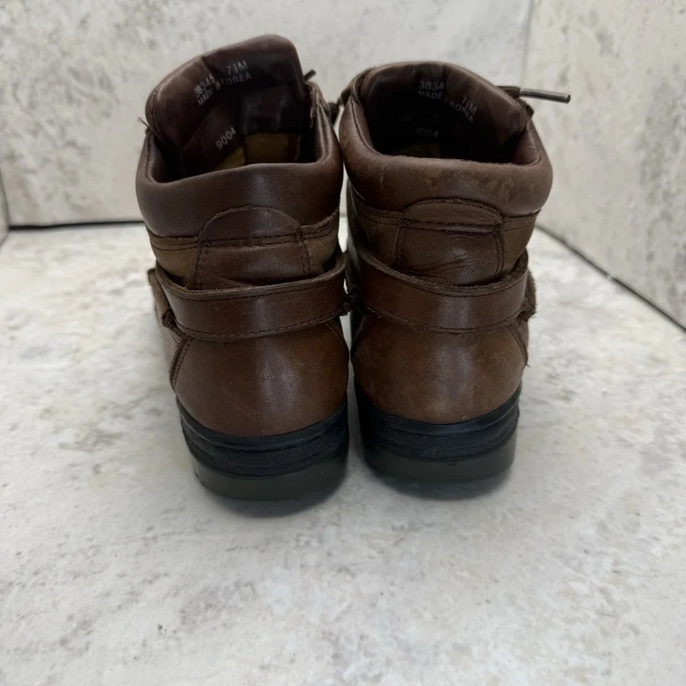 Timberland Mens Size 7.5M Brown Leather Moc Toe Chukka Boots Waterproof Outdoor